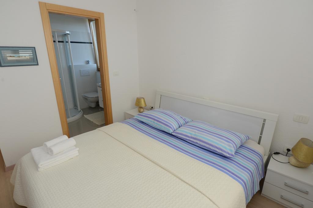 Apartment Mara Petrcane Quarto foto